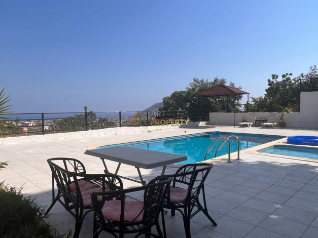 Дуплекс планировки 3+1, 140м2 с видом на море и крепость в центральной части города Аланья - Ракурс 5