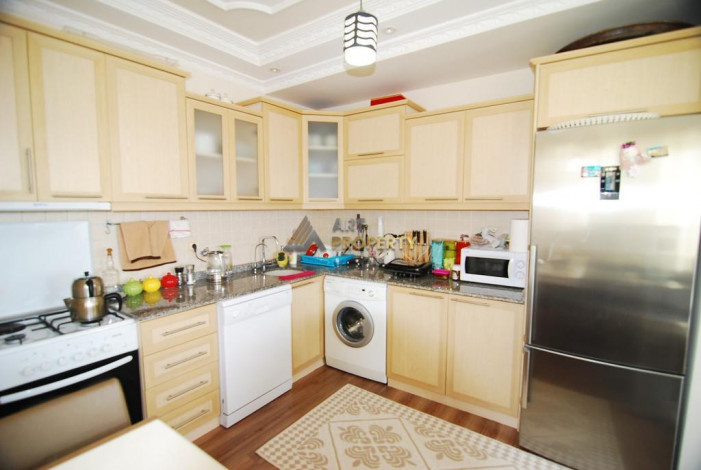 Дуплекс планировки 3+1, 140м2 с видом на море и крепость в центральной части города Аланья - Ракурс 7