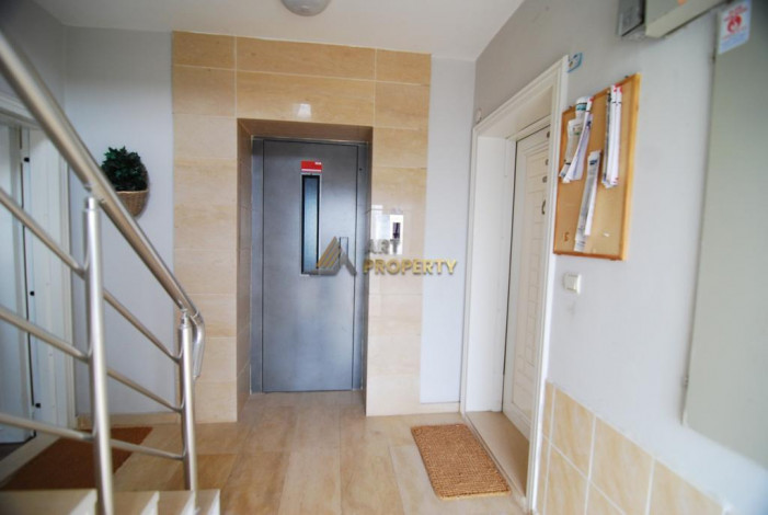 Дуплекс планировки 3+1, 140м2 с видом на море и крепость в центральной части города Аланья - Ракурс 13