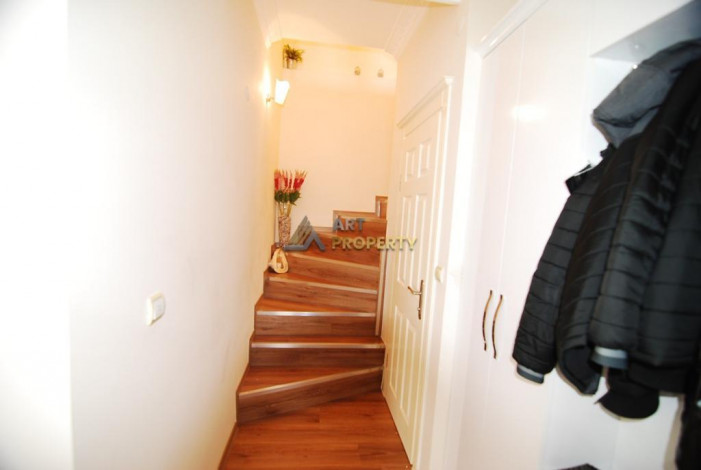 Дуплекс планировки 3+1, 140м2 с видом на море и крепость в центральной части города Аланья - Ракурс 16