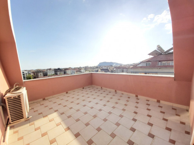 Просторный пентхаус планировки 5+1 в престижном районе Оба - Ракурс 19