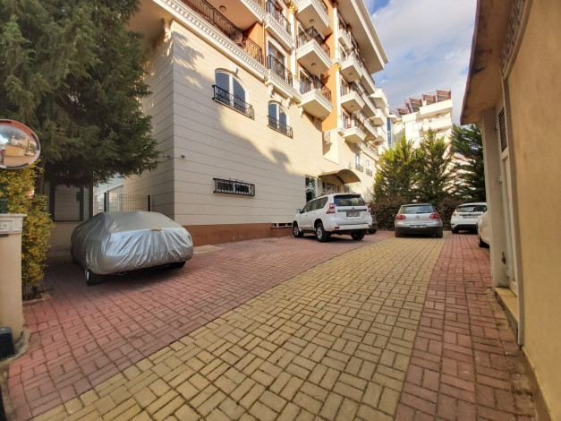 Просторный пентхаус планировки 5+1 в престижном районе Оба - Ракурс 24