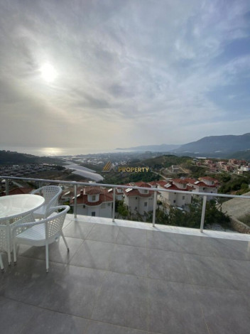 Трехэтажная вилла планировки 5+2, 330м2 в районе Каргыджак - Ракурс 17