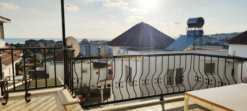 Уютная трехэтажная вилла 3+1, 200м2 в районе Тюрклер - Ракурс 19