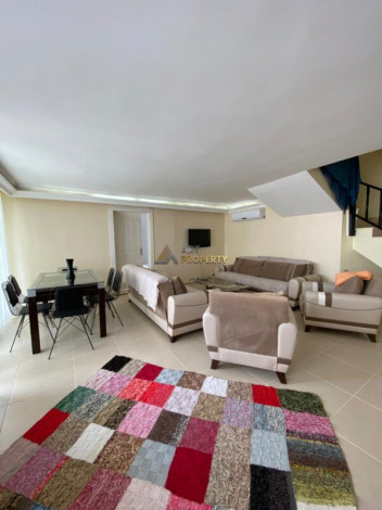 Уютная трехэтажная вилла 3+1, 200м2 в районе Тюрклер - Ракурс 27