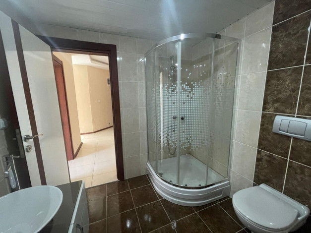 Просторная квартира планировки 1+1, 75м2 в районе Авсаллар - Ракурс 20