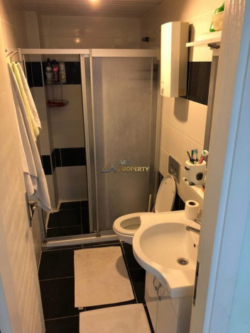 Двухкомнатная квартира с мебелью и техникой  в центре Махмутлара, 55 м2 - Ракурс 6