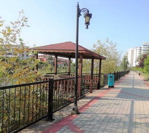 Двухкомнатная квартира рядом с набережной реки Димчай в районе Тосмур, 65 м2 - Ракурс 15