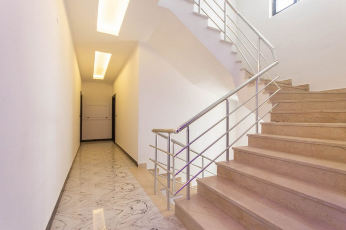 Меблированная квартира 1+1 в новом комплексе 2021 года в районе Махмутлар,  55 м2 - Ракурс 2