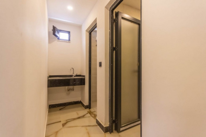 Меблированная квартира 1+1 в новом комплексе 2021 года в районе Махмутлар,  55 м2 - Ракурс 5