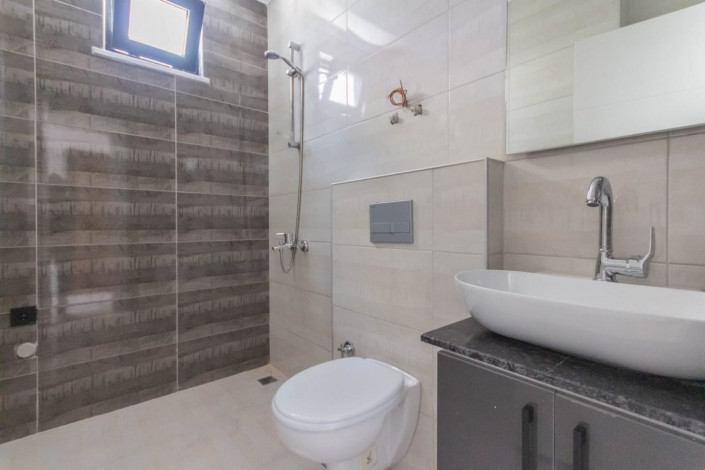 Меблированная квартира 1+1 в новом комплексе 2021 года в районе Махмутлар,  55 м2 - Ракурс 15