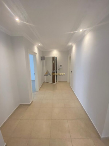 Квартира планировки 3+1, 185м2 с отдельной кухней, Махмутлар - Ракурс 3