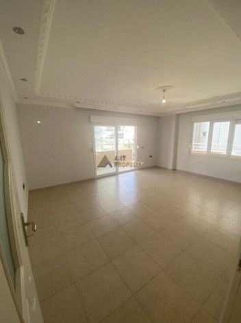 Квартира планировки 3+1, 185м2 с отдельной кухней, Махмутлар - Ракурс 4