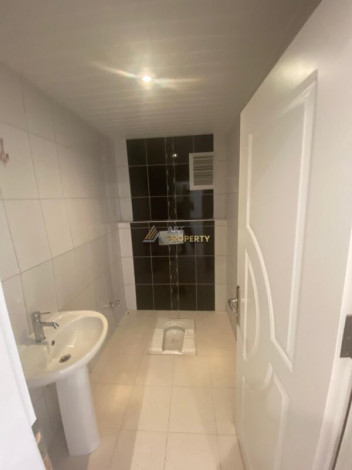 Квартира планировки 3+1, 185м2 с отдельной кухней, Махмутлар - Ракурс 12