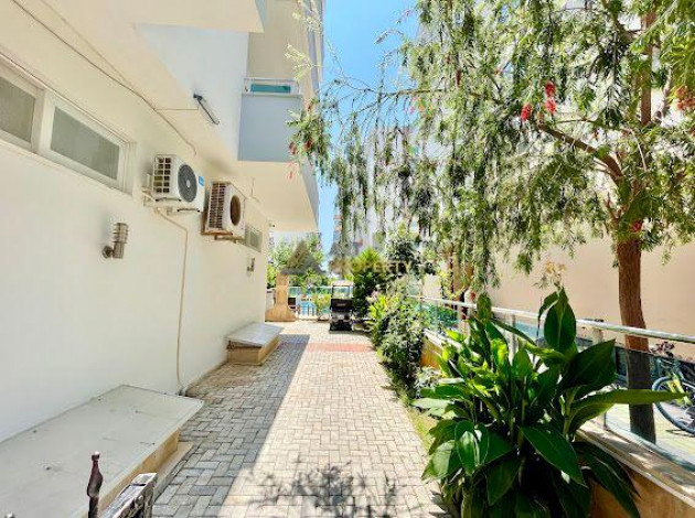 Апартаменты планировки 2+1, 110м2 в центре района Махмутлар - Ракурс 7