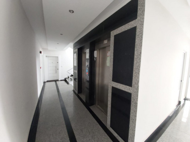 Просторная двухкомнатная квартира  с мебелью и техникой в  Махмутларе, Алания, 70 м2 - Ракурс 13