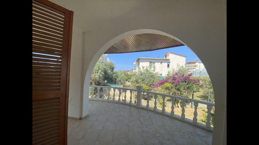 Двухэтажная вилла планировки 3+1, 220м2 в районе Инжекум - Ракурс 5