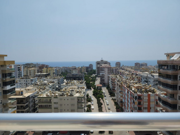 Пентхаус планировки 4+1, 270м2 в районе Махмутлар - Ракурс 8