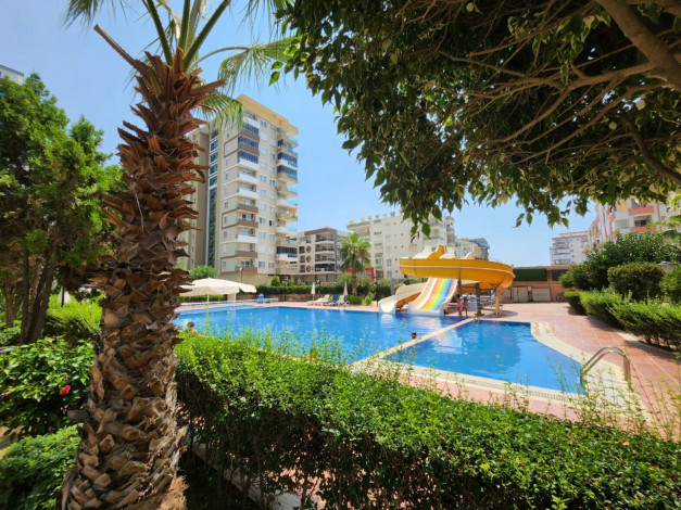 Пентхаус планировки 4+1, 270м2 в районе Махмутлар - Ракурс 12