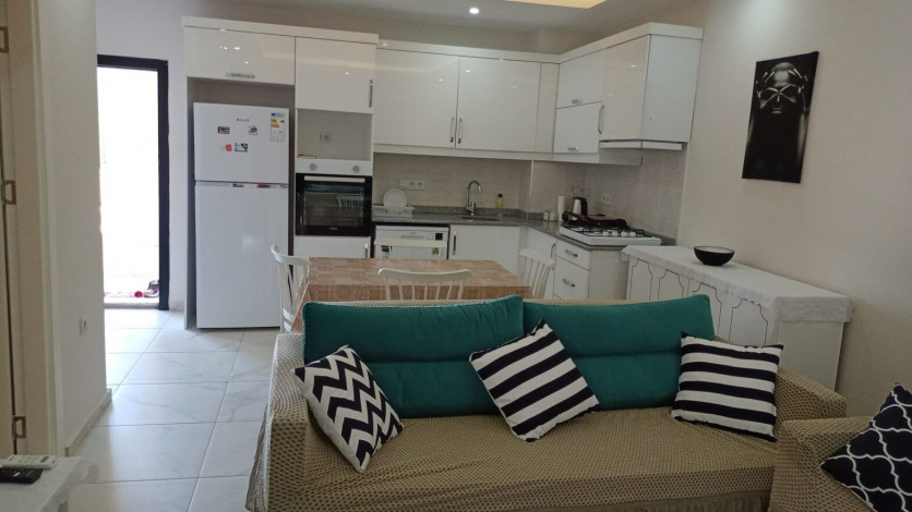 Меблированная квартира планировки 1+1, 60м2 в районе Махмутлар - Ракурс 7