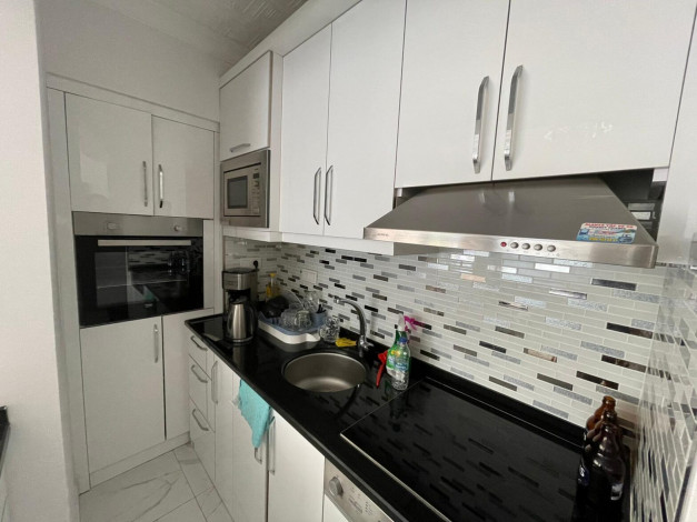 Уютная меблированная квартира планировки 1+1, 45м2 в районе Дамлаташ - Ракурс 3