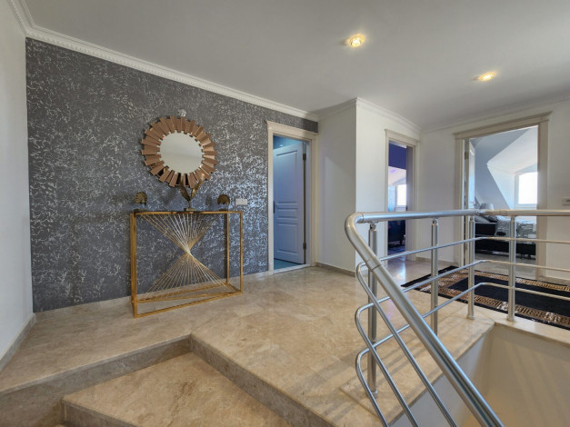 Меблированный пентхаус планировки 4+1, 180м2 в районе Оба - Ракурс 30