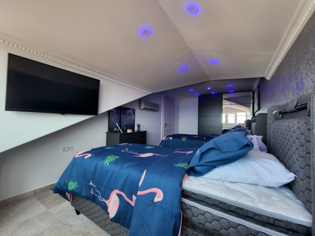 Меблированный пентхаус планировки 4+1, 180м2 в районе Оба - Ракурс 33