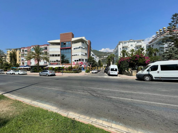 Две квартиры планировки 1+1, 55м2 в районе Клеопатры - Ракурс 28