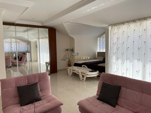 Меблированная квартира планировки 5+1, 150м2 с видом на море и крепость в центре Алании - Ракурс 11