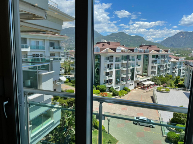 Просторный пентхаус планировки 5+1, 220м2 в районе Оба - Ракурс 12