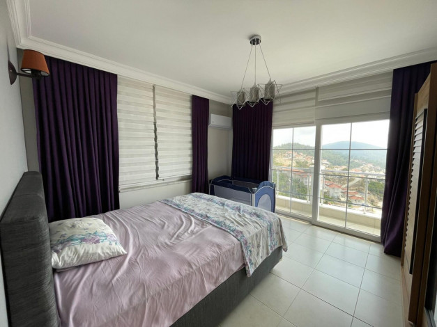 Трехэтажная вилла планировки 4+1, 275м2 в районе Каргыджак - Ракурс 3