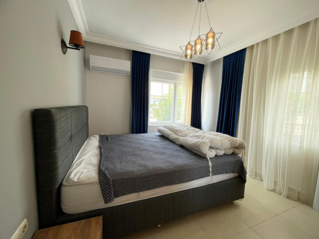 Трехэтажная вилла планировки 4+1, 275м2 в районе Каргыджак - Ракурс 4