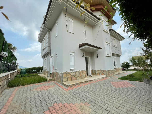 Трехэтажная вилла планировки 4+1, 275м2 в районе Каргыджак - Ракурс 11