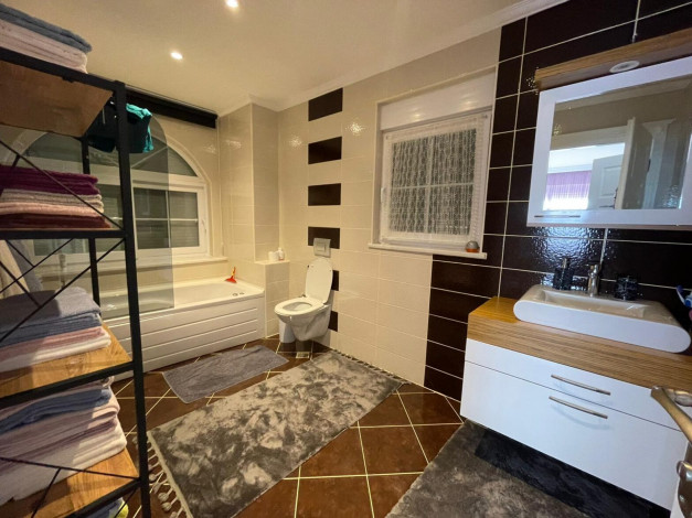 Трехэтажная вилла планировки 4+1, 275м2 в районе Каргыджак - Ракурс 17