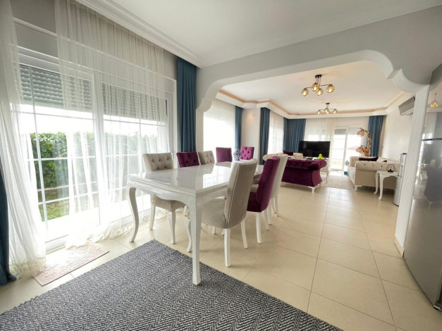 Трехэтажная вилла планировки 4+1, 275м2 в районе Каргыджак - Ракурс 19