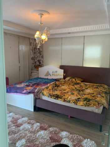 Трехэтажная вилла с видом на море в престижном районе Тепе, центр Алании - Ракурс 3