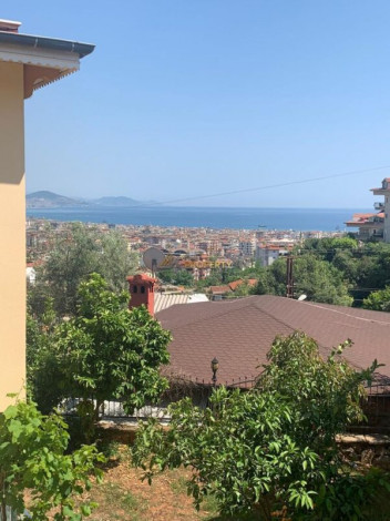 Трехэтажная вилла с видом на море в престижном районе Тепе, центр Алании - Ракурс 7