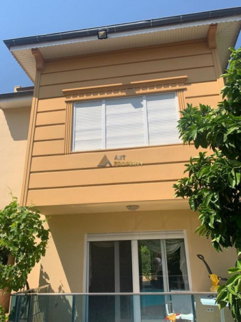 Трехэтажная вилла с видом на море в престижном районе Тепе, центр Алании - Ракурс 13