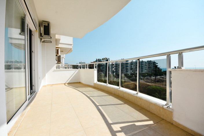 Меблированные апартаменты планировки 2+1, 115м2 с видом на море в районе Махмутлар - Ракурс 9