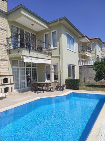 Уютная меблированная вилла в популярном жилом комплексе, район Каргыджак - Ракурс 7