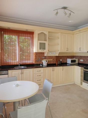 Уютная меблированная вилла в популярном жилом комплексе, район Каргыджак - Ракурс 10