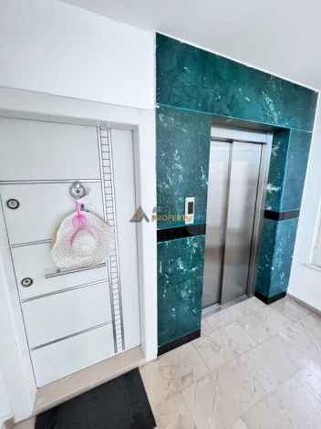 Апартаменты планировки 3+1, 175м2 в районе Тосмур - Ракурс 12