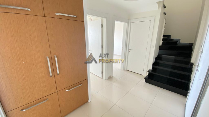 Видовой пентхаус планировки 4+1, 180м2 в районе Махмутлар - Ракурс 8