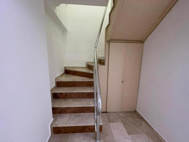 Видовой пентхаус планировки 4+1, 300м2 в районе Махмутлар - Ракурс 15