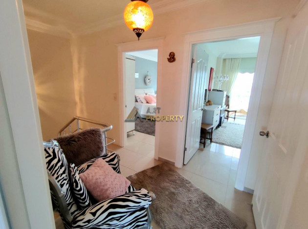 Просторный меблированный пентхаус планировки 4+2 в районе Махмутлар - Ракурс 13