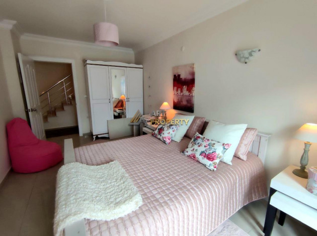 Просторный меблированный пентхаус планировки 4+2 в районе Махмутлар - Ракурс 26