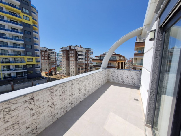 Пентхаус планировки 3+1, 120м2 в новом жилом комплексе, Махмутлар - Ракурс 24