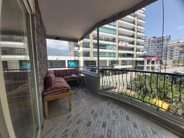 Меблированная трехкомнатная квартира  2+1, в 500 метрах от моря, в Махмутларе, Алания , 118 м2. - Ракурс 22