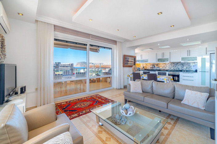 Пентхаус планировки 4+1 с видом на море в районе Тосмур - Ракурс 5