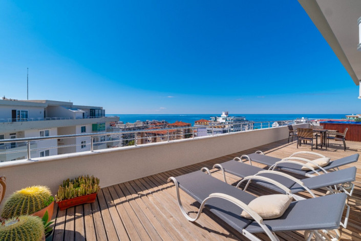 Пентхаус планировки 4+1 с видом на море в районе Тосмур - Ракурс 11